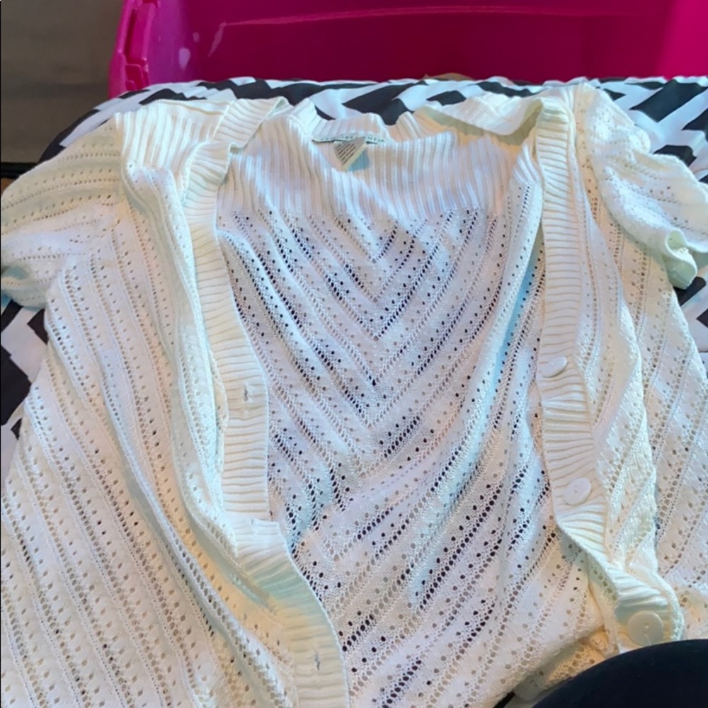 White pull over